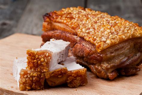  Crispy-Skinned Pork Belly Meets Sweet and Spicy Sauce: Can Suizhou Roubu Make Your Taste Buds Sing?