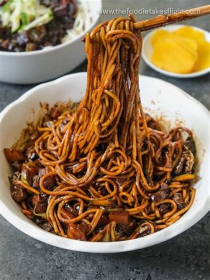   Spicy Bean Paste Noodles: Can a Humble Dish Conquer Your Tastebuds with Umami Bomb and Fiery Wok-Kissed Flavors?